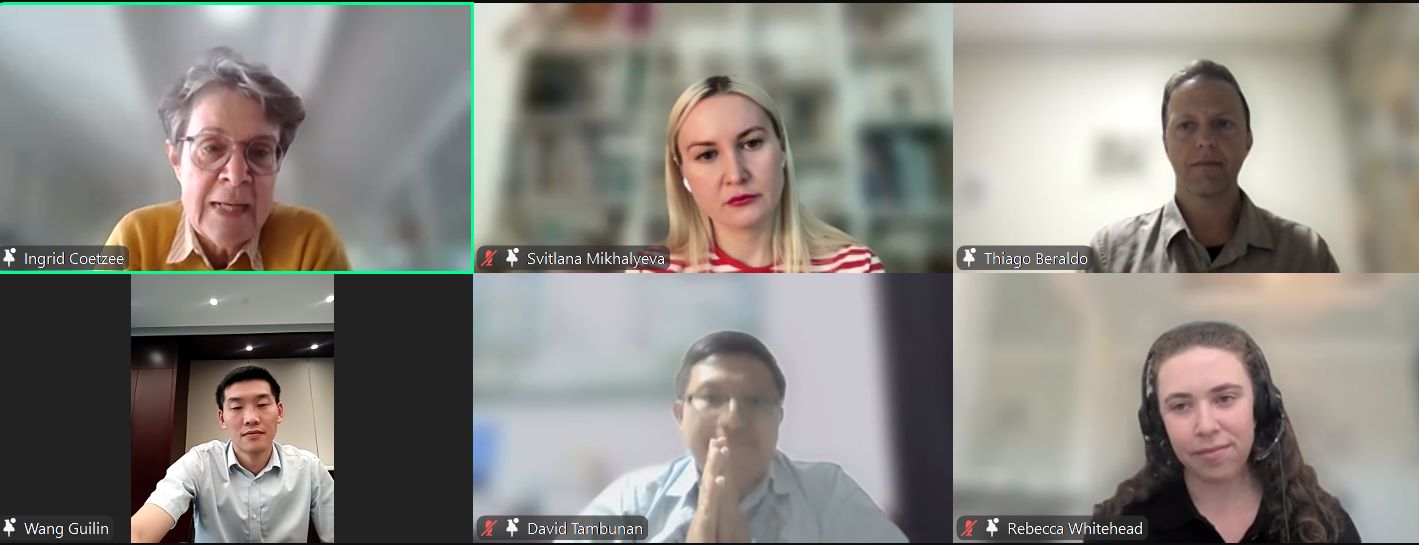 Tangkapan layar pembicara webinar UrbanShift "Alam - Pariwisata Positif: Kepemimpinan lokal dalam menyeimbangkan konservasi dan pertumbuhan ekonomi".