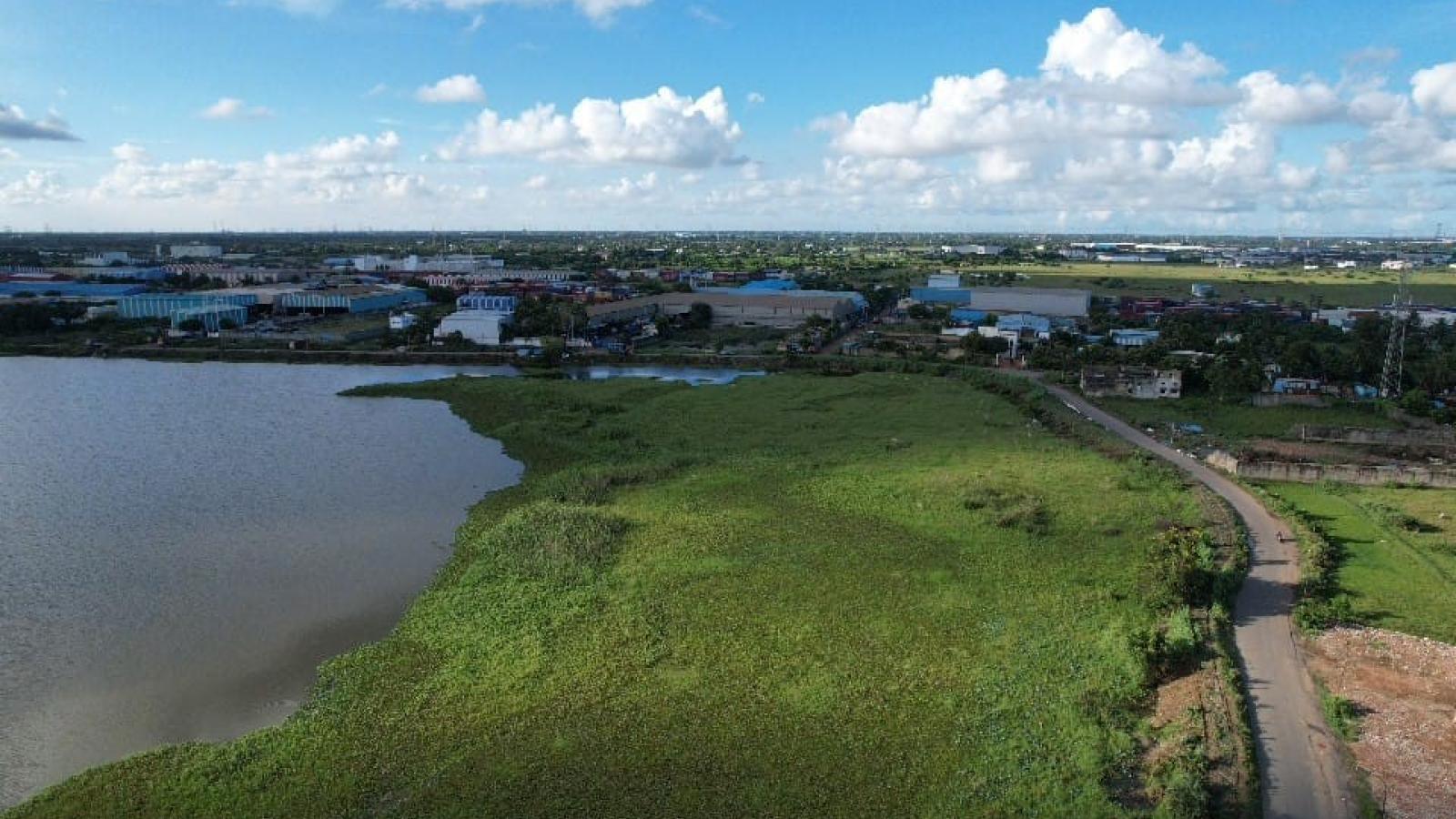 sebuah danau di chennai, india