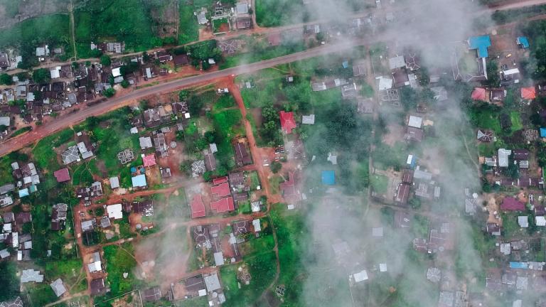 Pemandangan udara Freetown, Sierra Leone