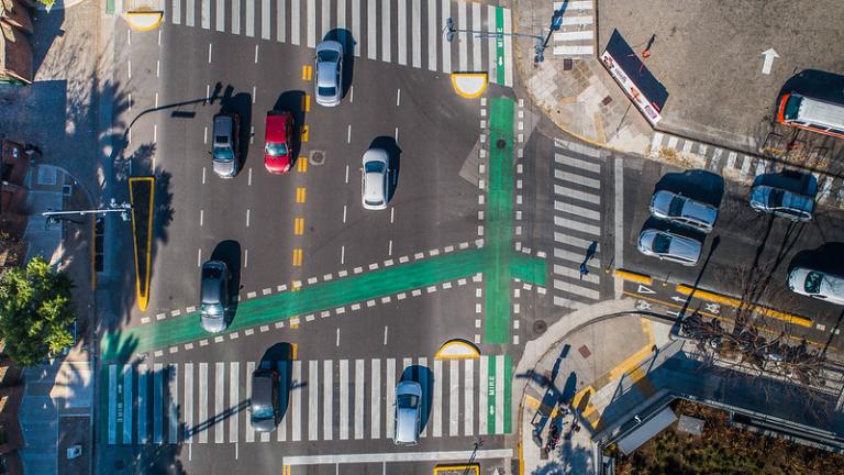 pemandangan udara sebuah jalan di buenos aires, argentina