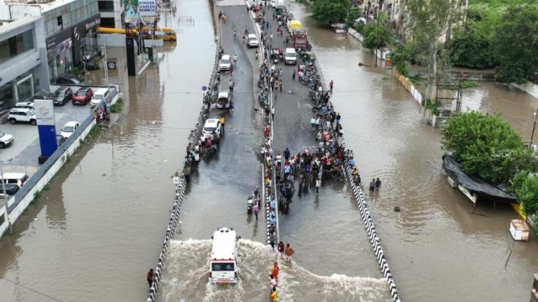 banjir di vadodara
