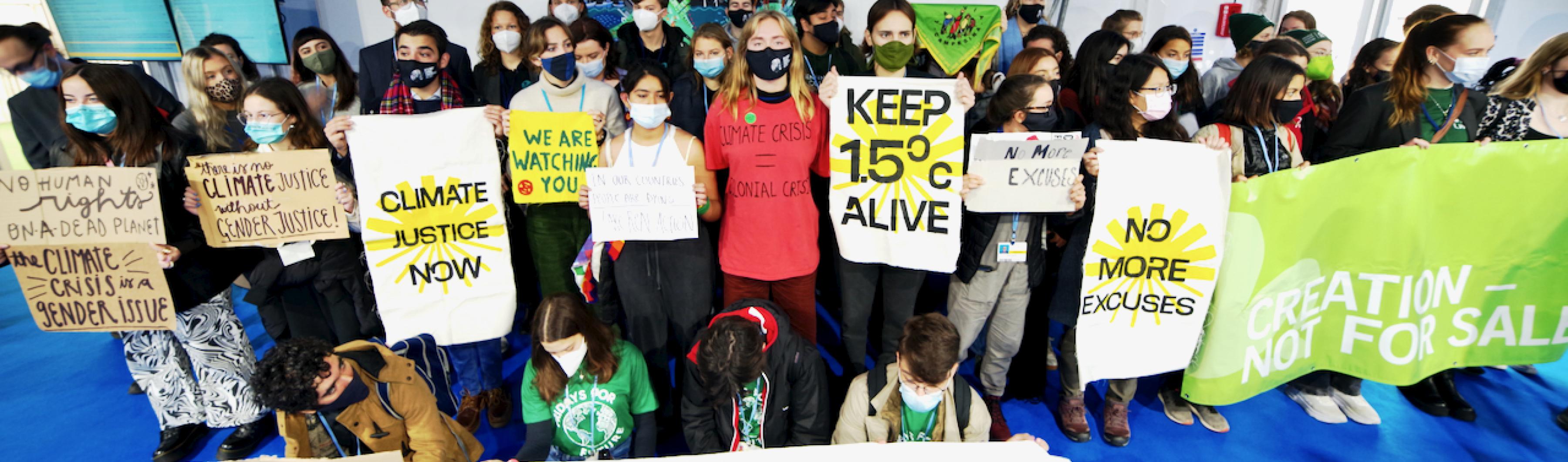 Striker muda di COP26 di Glasgow. Richard Dixon / Teman Bumi Skotlandia
